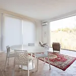 Depandance Villa, Garden And Privat Pargking 别墅 *