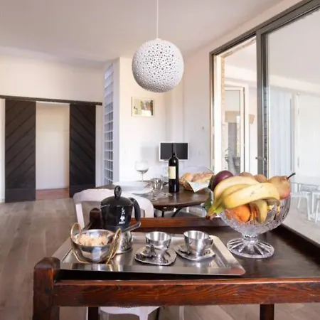 Villa Depandance Villa, Garden And Privat Pargking