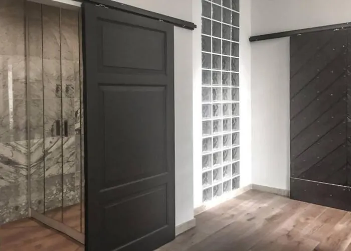 Вилла Depandance Villa, Garden And Privat Pargking *