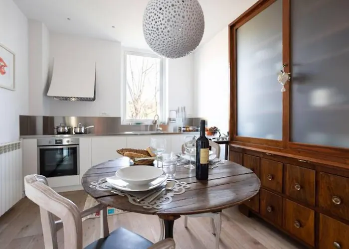 Вилла Depandance Villa, Garden And Privat Pargking