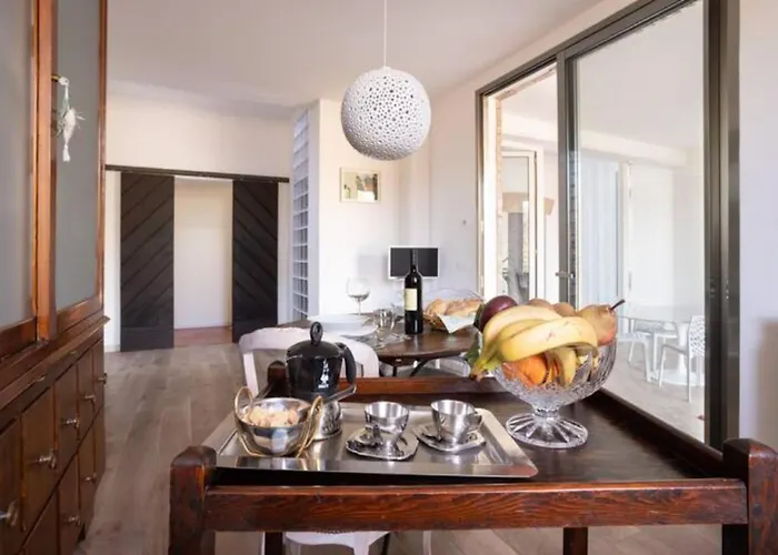 Villa Depandance Villa, Garden And Privat Pargking